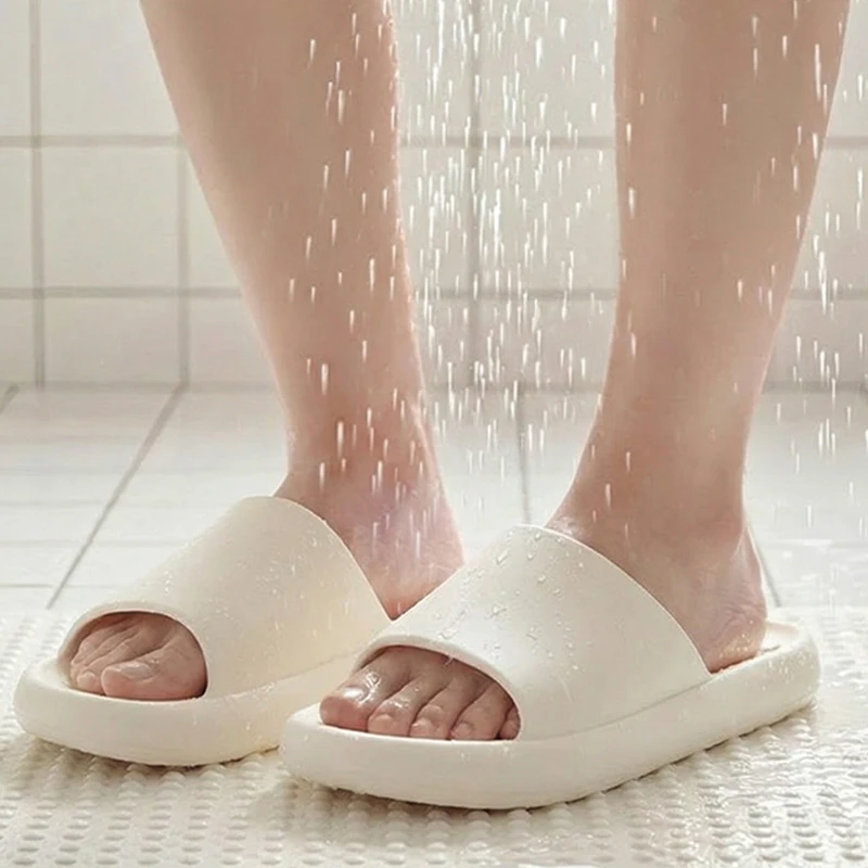 中空EVA素材のバスルームシャワーサンダル、女性用ソフトソー - Women Shoes Sandals のレビューと価格