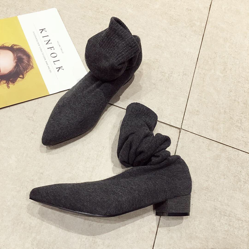 黒のローヒールシューズ、女性用ストレッチソックス、オーバーニ - Sock Boot Women のレビューと価格