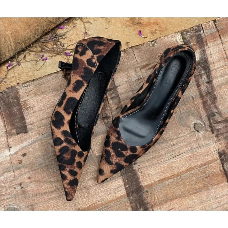 2024 女性のセクシーなハイヒールバーガンディヌードパンプ - Platform Mule Heel のレビューと価格