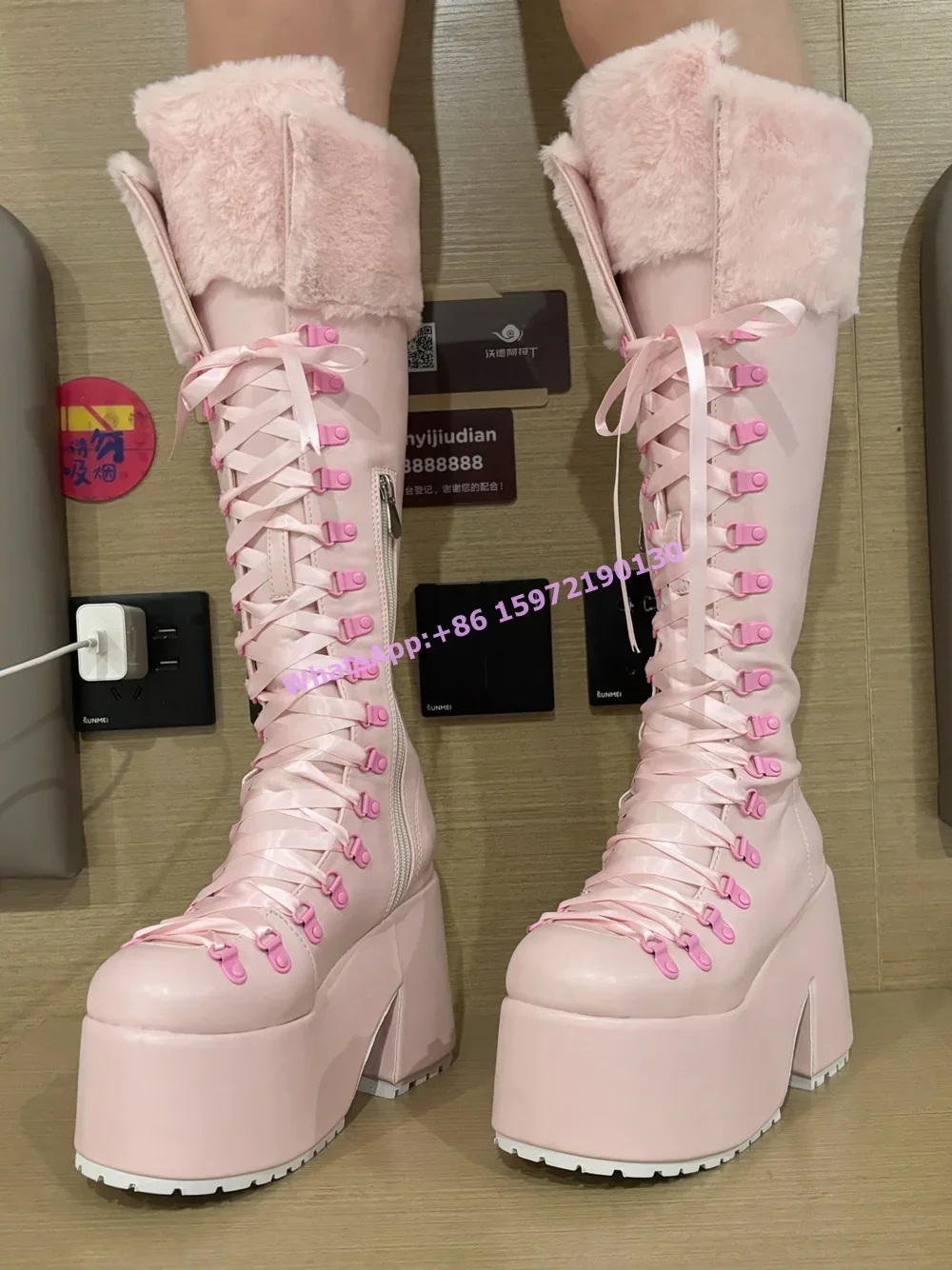 ピンクの毛皮のブーツ厚底レザーリボンクロス結びプラットフォー - Ribbon Tie Heel のレビューと価格