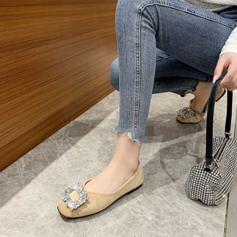 春秋ワイド幅フラットシューズ 35-42 スクエアトゥ ロー - Women'S Shoes In Wide Width のレビューと価格