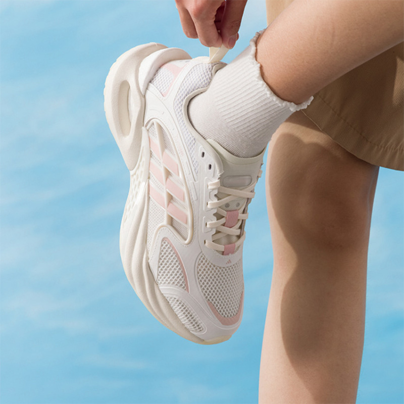 アディダス オフホワイト ピンク カムブリーズ チャンキー  - Women'S Shoes Pink Adidas のレビューと価格
