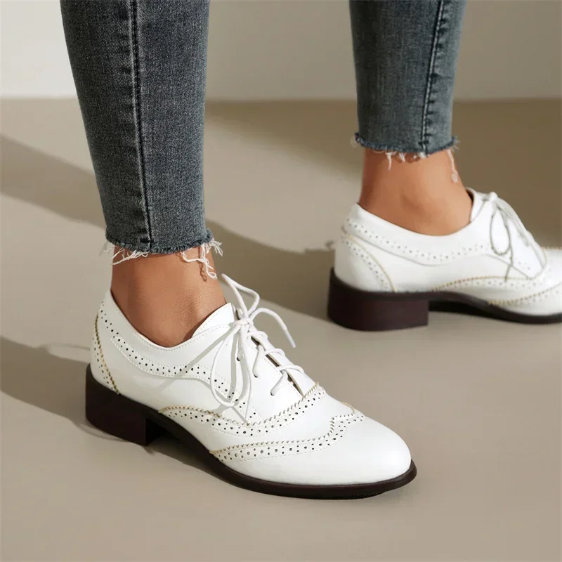 英国風フラットシューズ レディース オックスフォード ミドル - Oxford Lace Up Women のレビューと価格