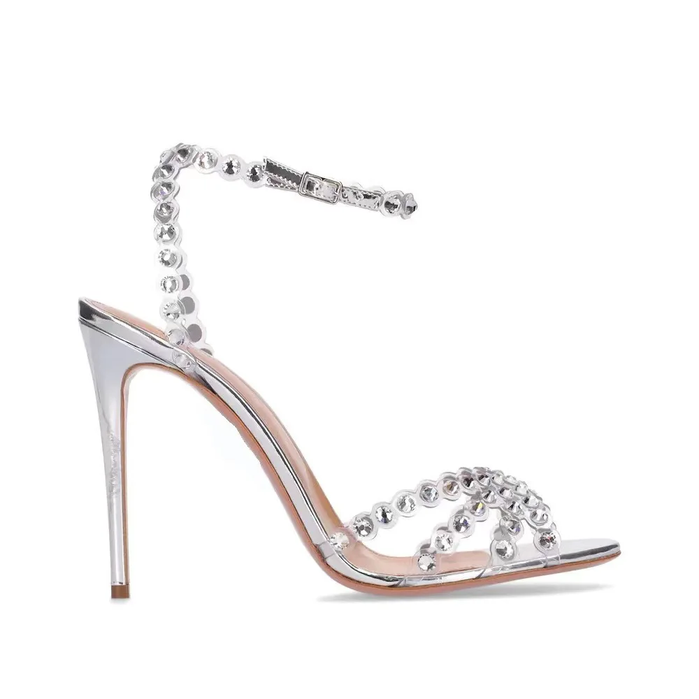 社交界の名士向けプラスサイズシルバーヒールジェリーダイヤモン - Platform Mule Heel のレビューと価格
