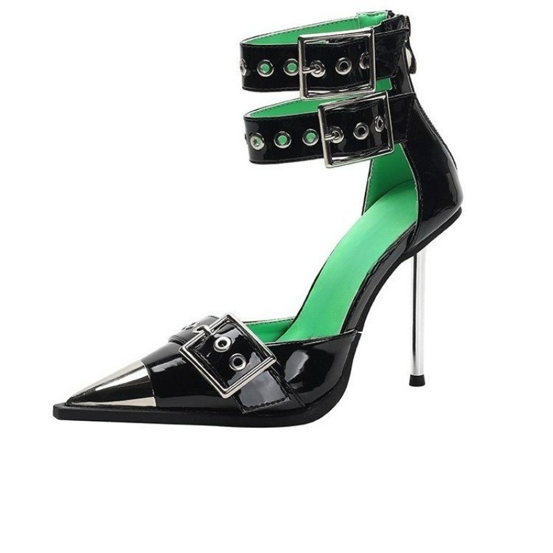 超ハイヒールメタルポインテッドトゥスタッズベルトバックルリア - Platform Mule Heel のレビューと価格