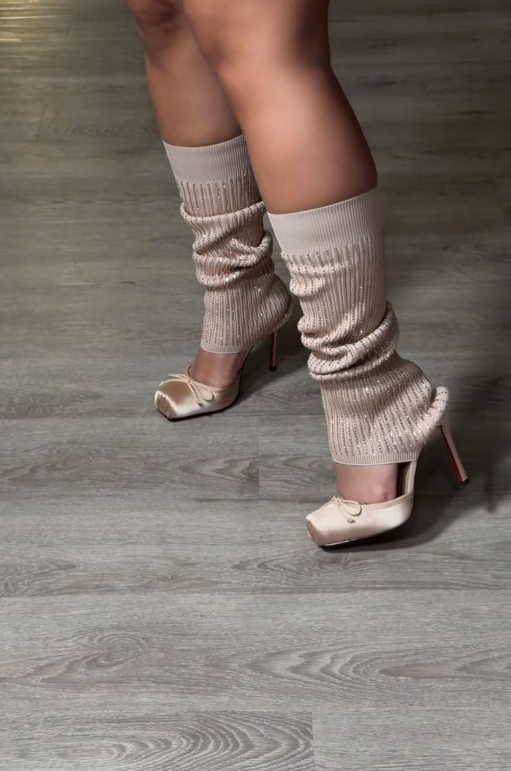 バタフライコンツスクエアトゥニーハイ女性サンダルソックスブー - Sock Boot Women のレビューと価格